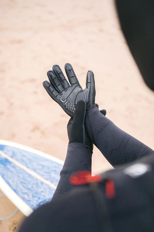 Wired 3mm Gloves